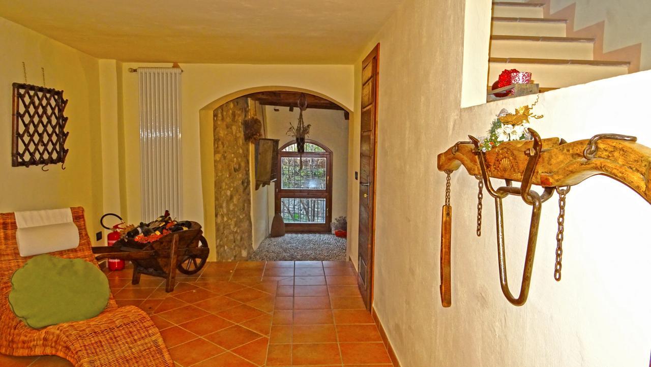 Rustico Colonna House By Gardadomusmea Apartment Vesio Luaran gambar