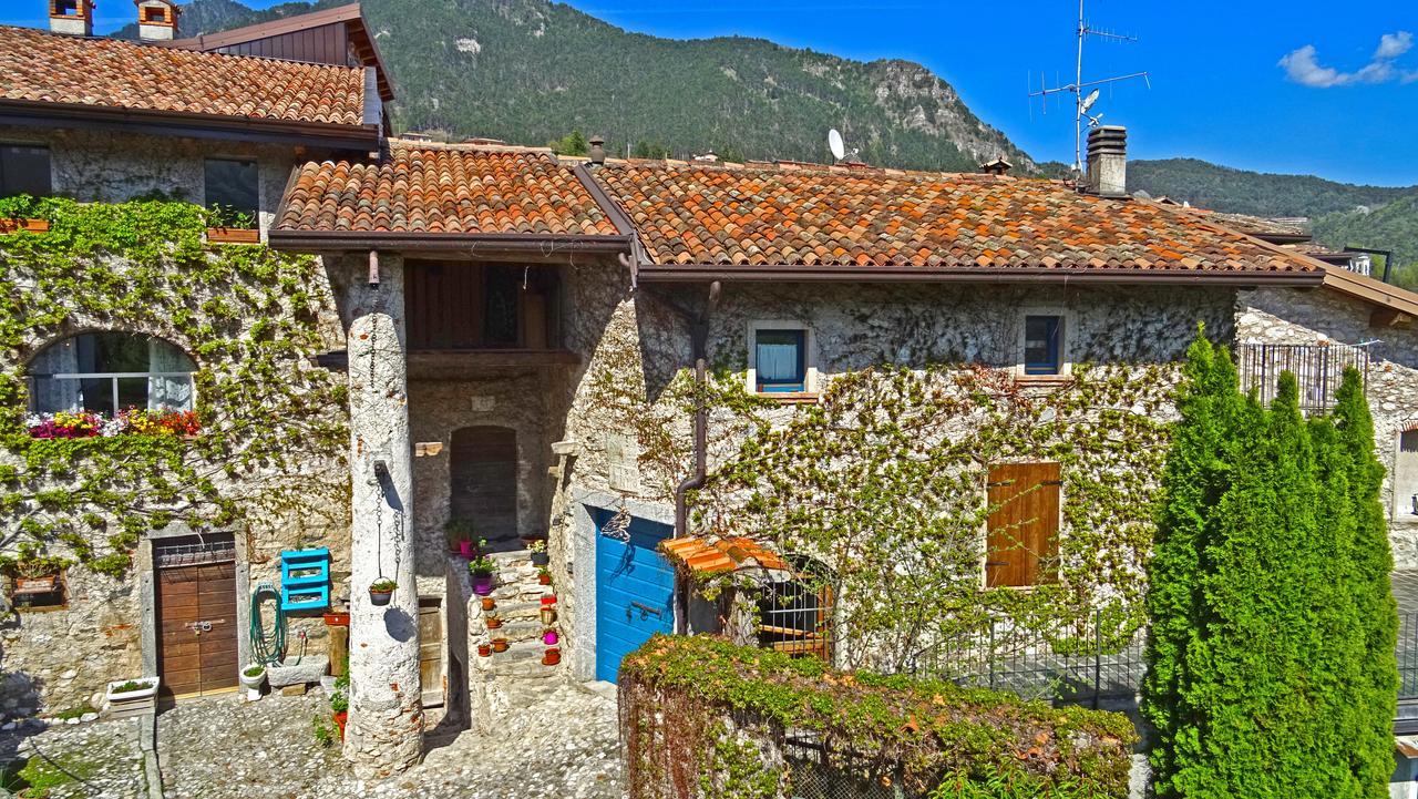 Rustico Colonna House By Gardadomusmea Apartment Vesio Luaran gambar
