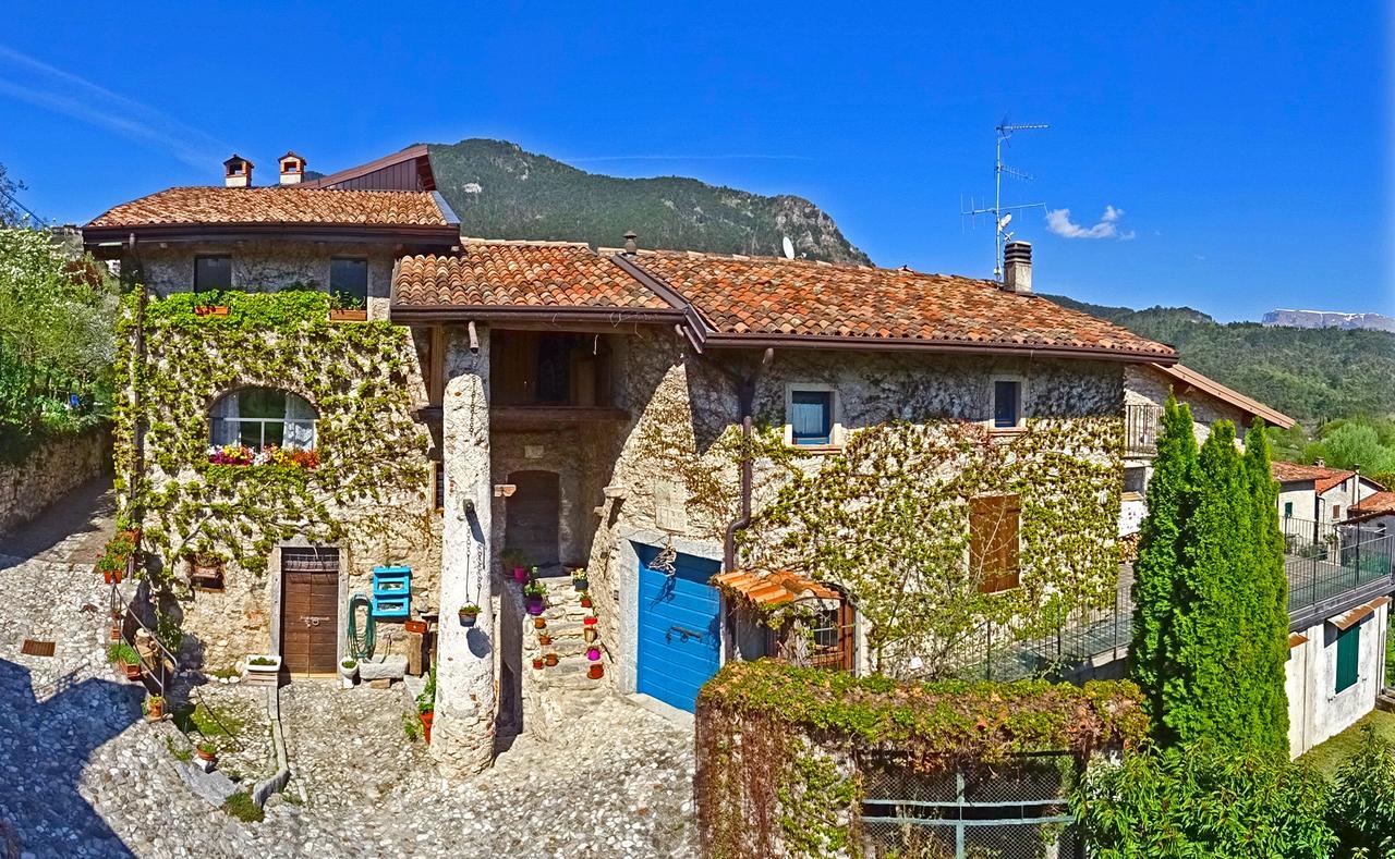 Rustico Colonna House By Gardadomusmea Apartment Vesio Luaran gambar